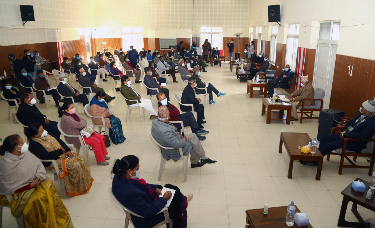 सभापति र वरिष्ठ नेताबीच बैठकमै चर्काचर्की