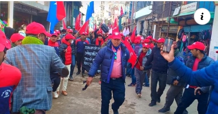 कालिकोटमा प्रचण्ड–माधव समुहको शक्ति प्रर्दशन