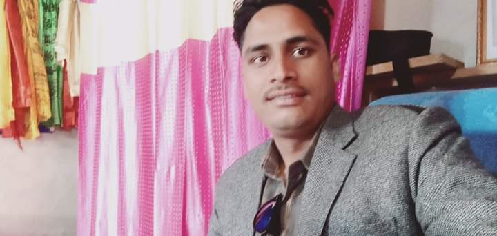 राष्टिय लाेक तथा दाेहाेरी गित प्रतिष्ठानकाे अध्यक्ष  सिम्खाडा