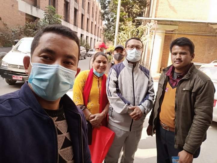 ११ दिनपछि शाही अस्पतालबाट घर फर्किए