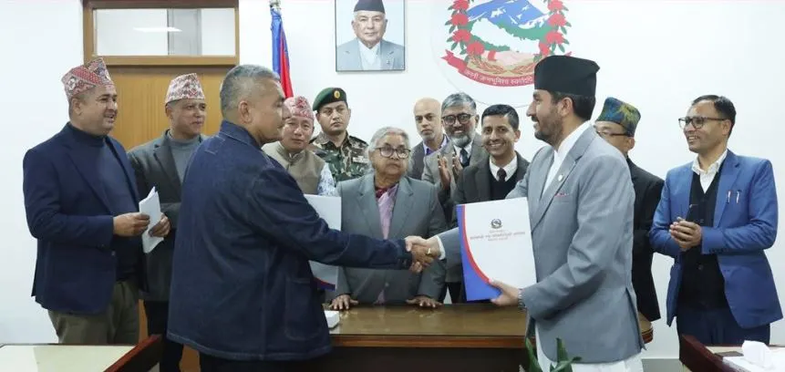 सरकार र संयोजक प्रसाईबीच २७ बुँदे सम्झौता पत्रमा हस्ताक्षर